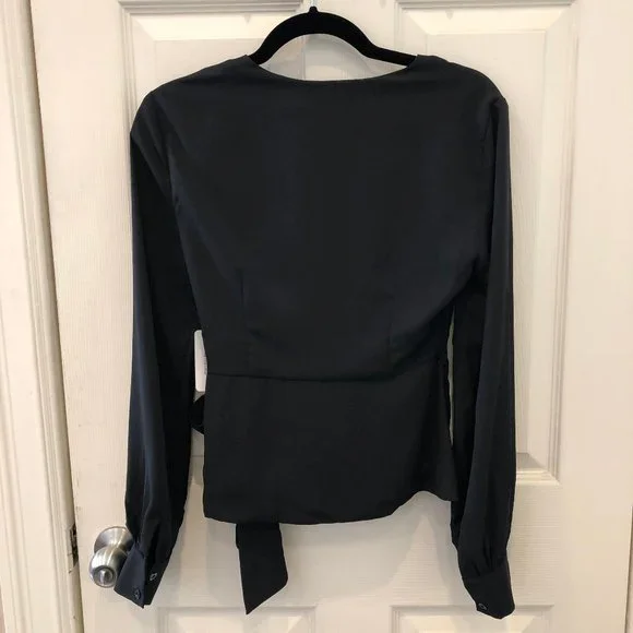 Wrap blouse - Picture 2 of 5